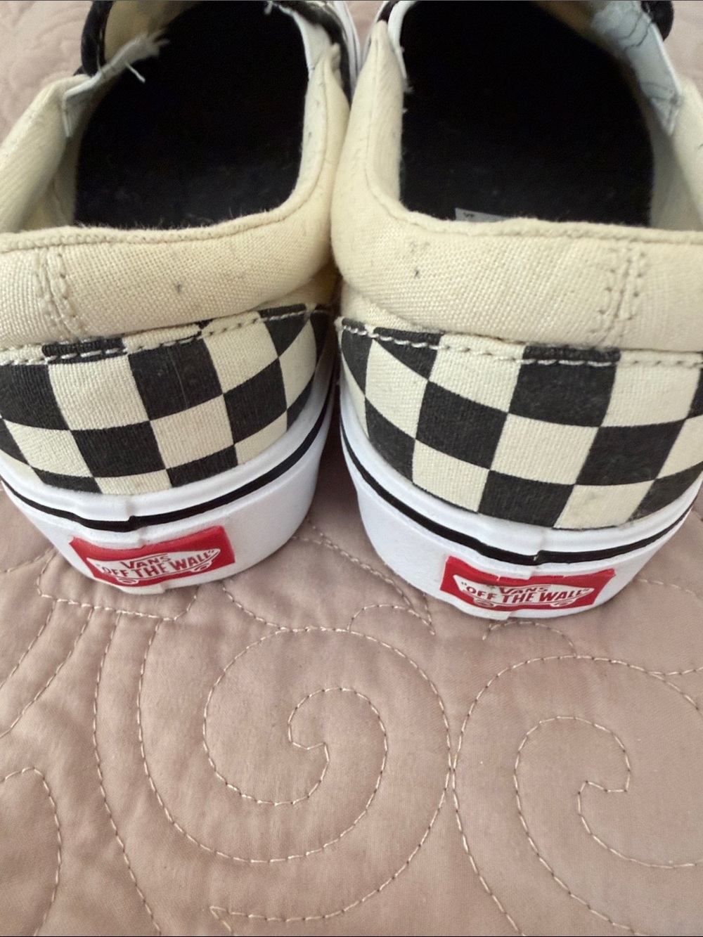 Vans Black/White Checkerboard Ultracush Lightweight Slip-On Sneakers (9) - Picture 3 of 7